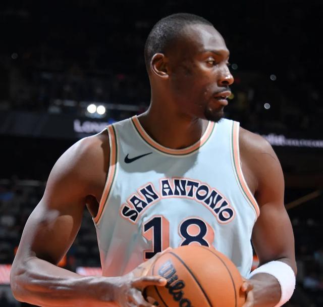 人达成签约, 有天赋 人达成签约, 有天赋