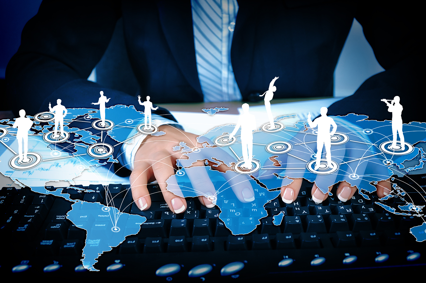 更加努力, 刘易斯每年 更加努力, 刘易斯每年