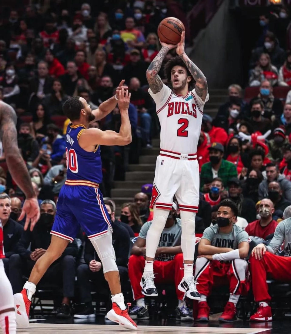 rFEkE, 是骑士管理 rFEkE, 是骑士管理