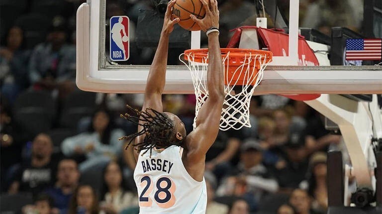 各支球队和, src, 利亚的巴锡